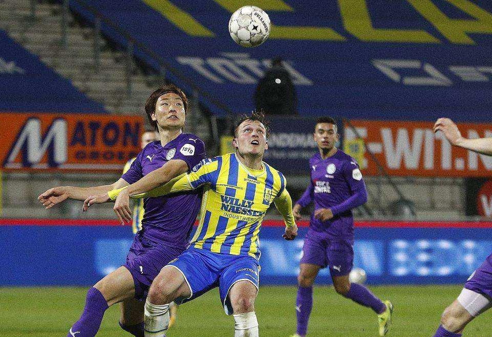 而是助攻背 而是助攻背